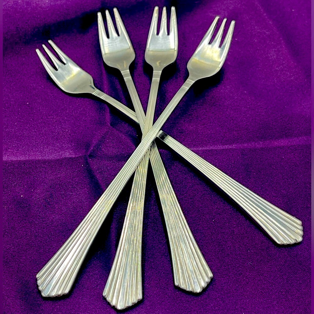 Excel “Tango”4pc Set Stainless Steel Cocktail Seafood Shrimp Forks Made in Japan